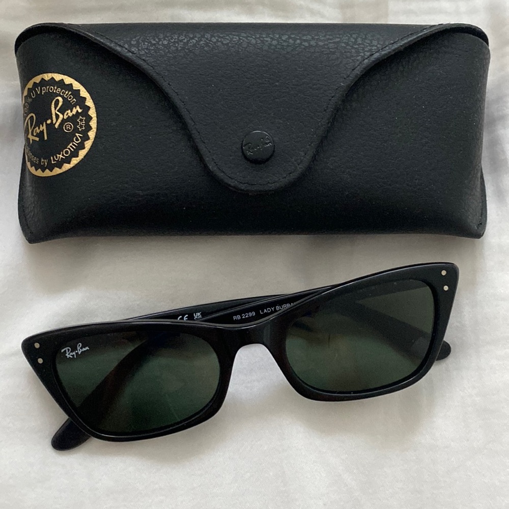 Hailey Bieber inspired “Lady Burbank” black Ray-Ban glasses